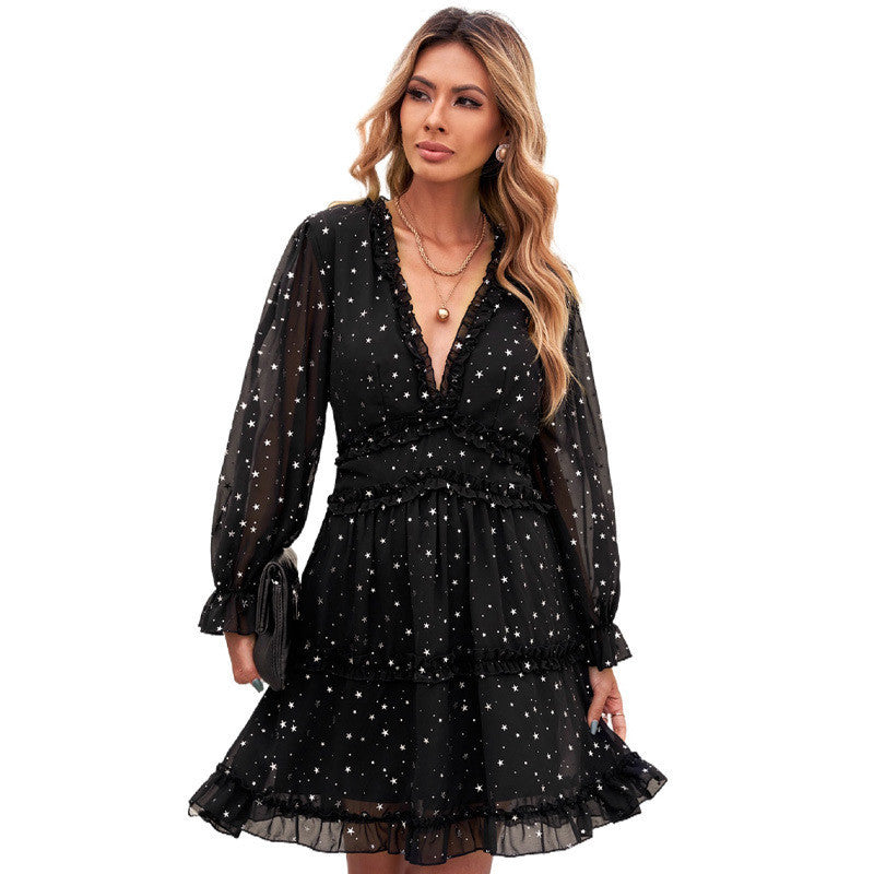 Sexy Boho Mini-Kleid mit V-Ausschnitt, Rüschen & Rückenfreiem Design