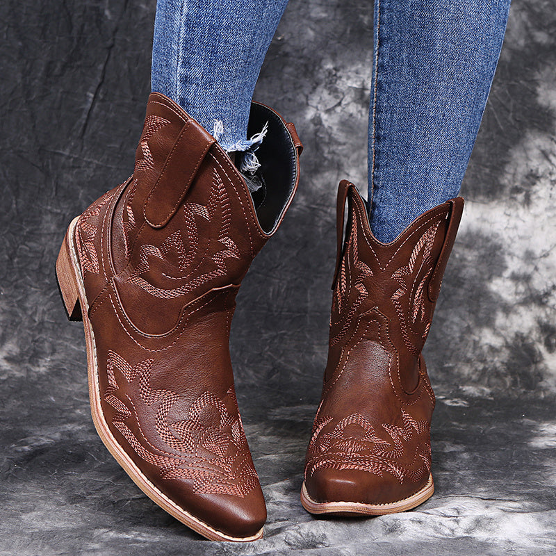 Cowgirlstiefel mit Keilabsatz