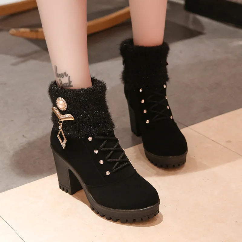 Elegante Stiefeletten mit Absatz für Damen – Stilvoller Look für Jeden Anlass