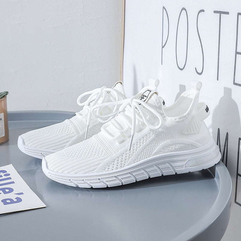 Atmungsaktive flache Turnschuhe aus Mesh für Damen