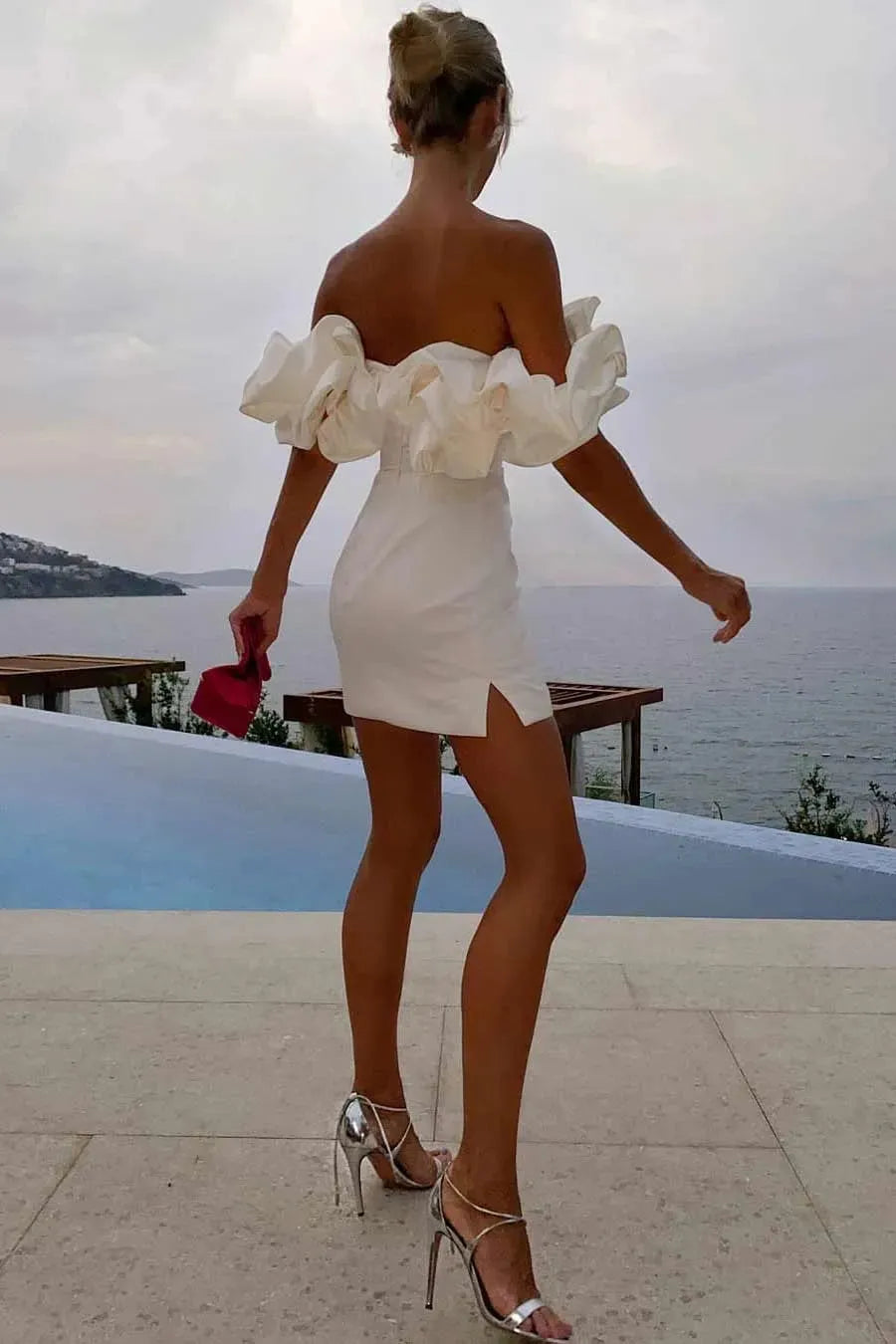 Schulterfreies Cocktailkleid mit Rüschen für Damen – Eleganter & Femininer Look