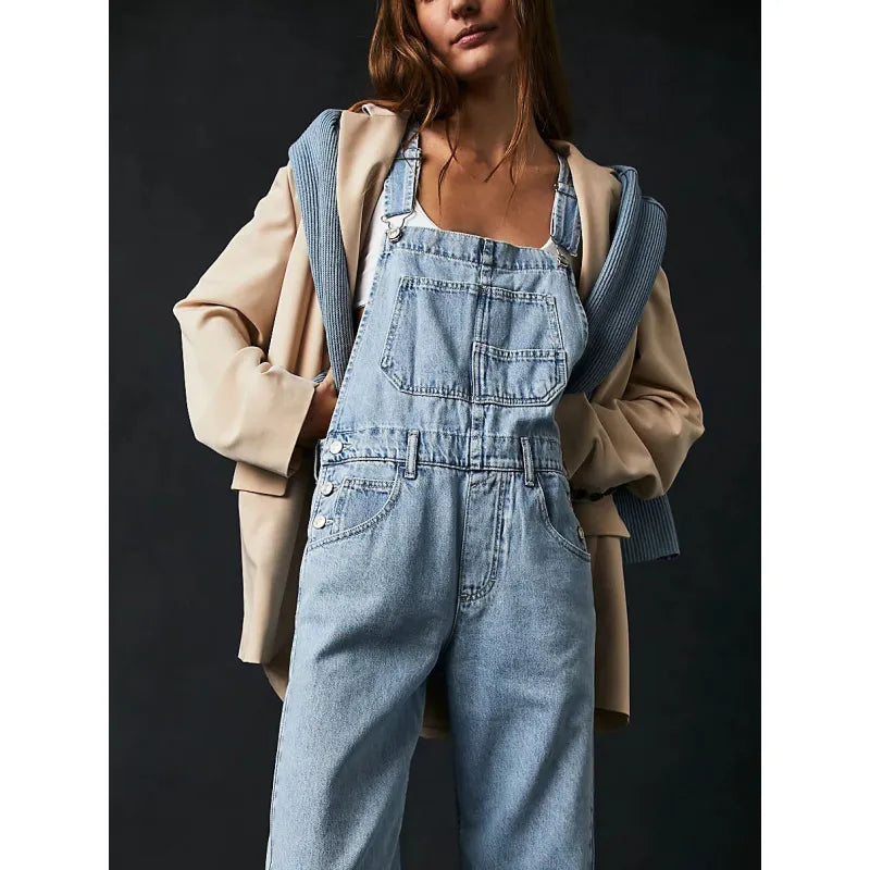 "Moderner Damen-Overall aus Denim – Lässiger Alltags-Look"