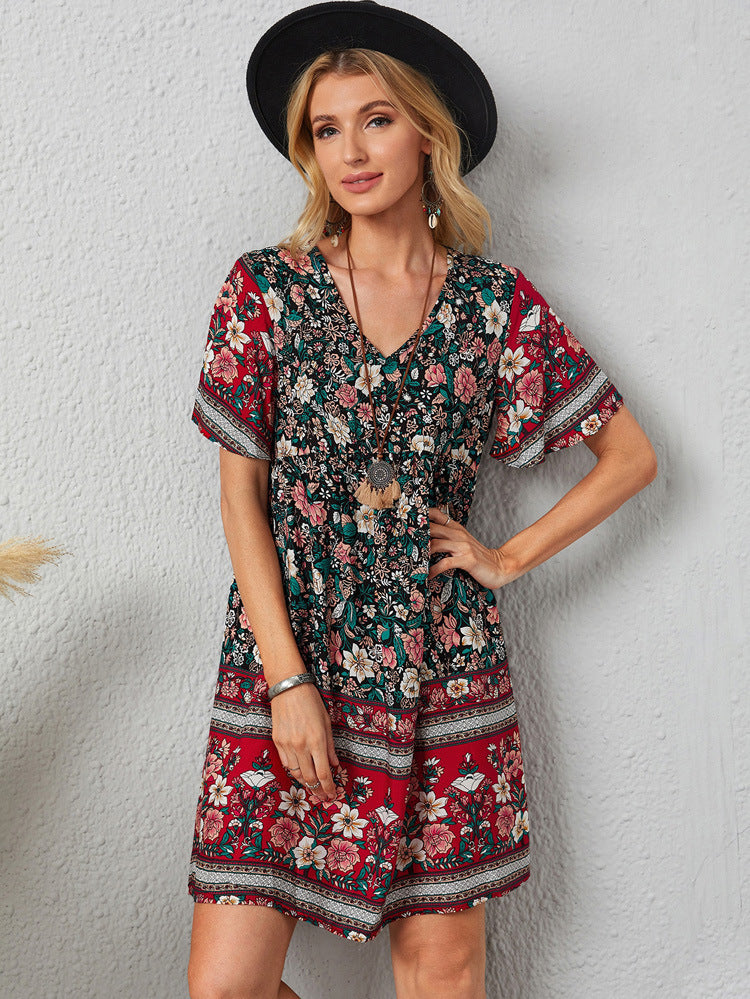 Luftiges Sommerkleid mit V-Ausschnitt und Print für Damen