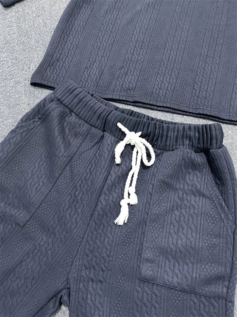 Bequemes Sommer-Set für Herren – Lässiges Zweiteiliges Set mit Kurzarmshirt und Shorts
