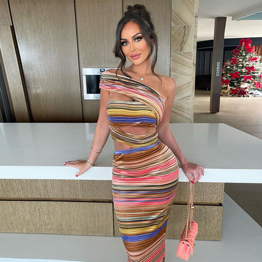 Glamouröses Maxikleid mit Rückenausschnitt & Hohem Schlitz – Strahlendes Sommerkleid